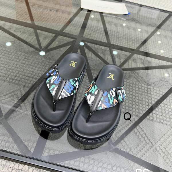 Picture of Louis Vuitton Slippers _SKULVsz38-45BS0605314
